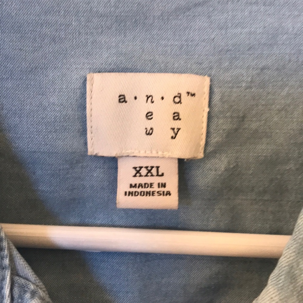 Button down jean shirt - Picture 3 of 5
